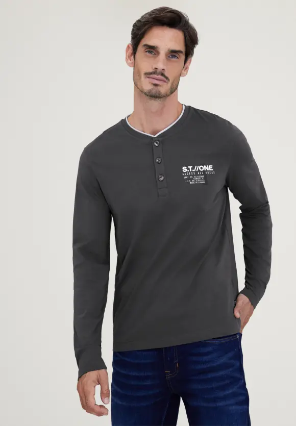 Henleyshirt mit Brustprint - storm grey