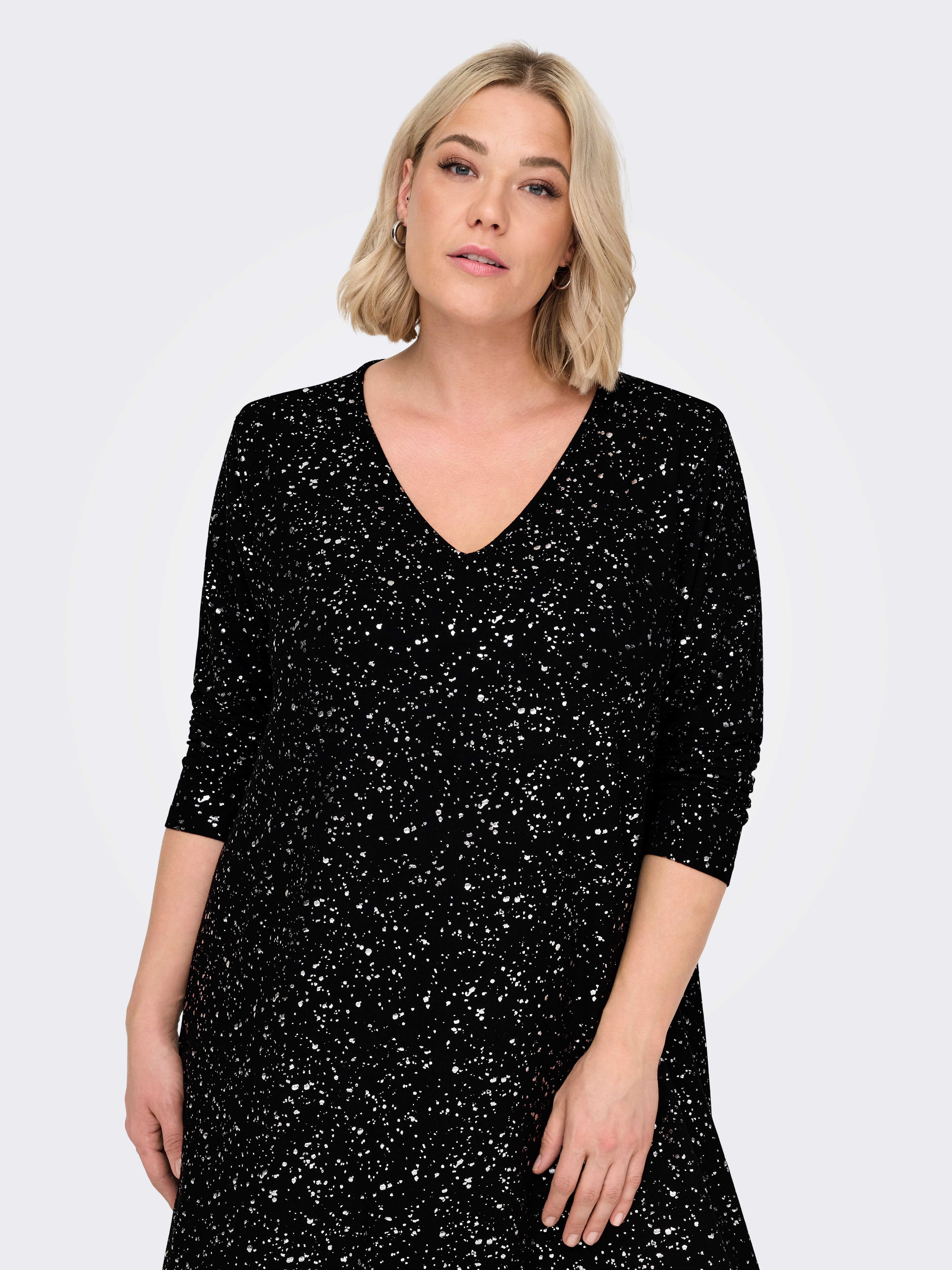 CARNEWFOILA Midikleid Black