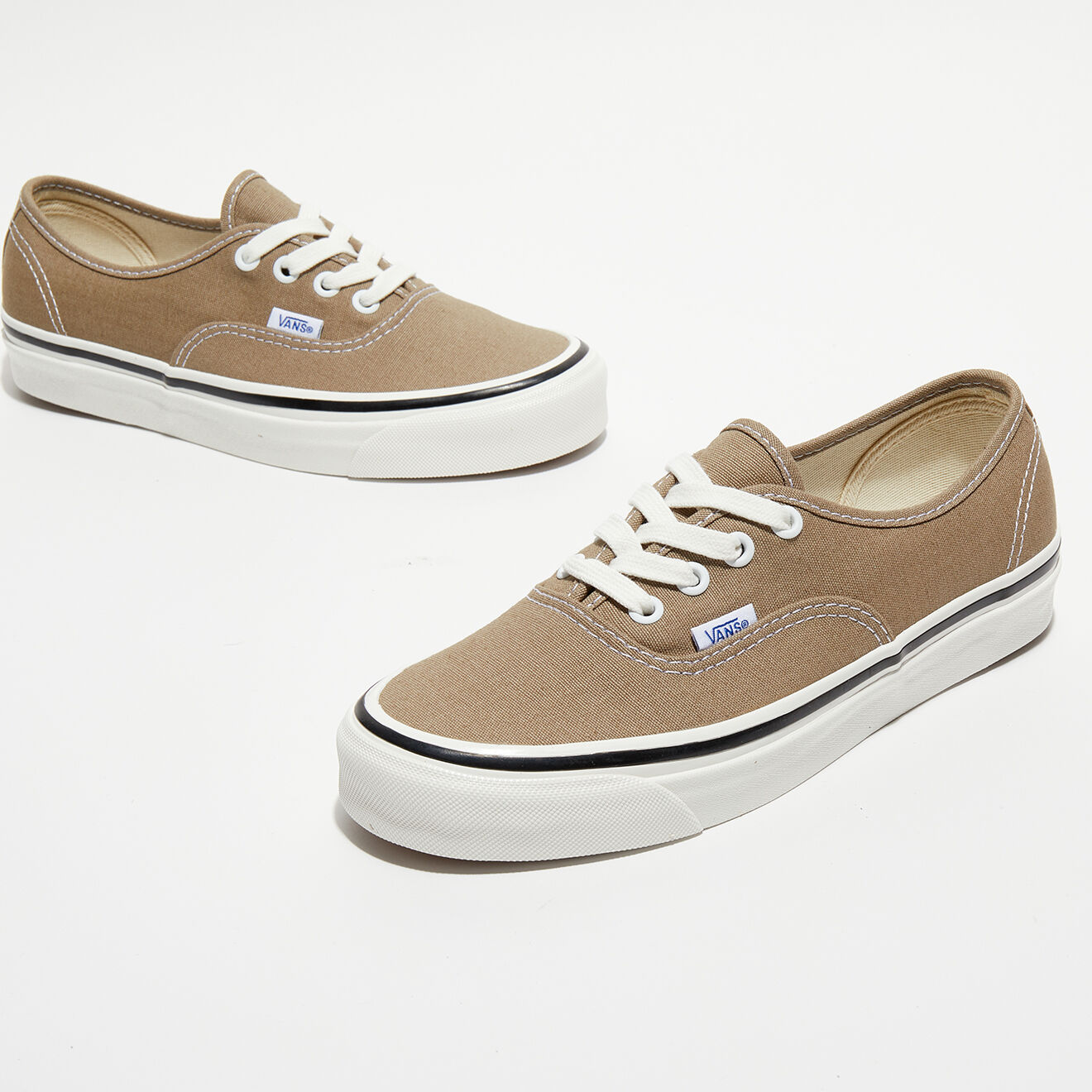 Vans Baskets Authentic 44 DX marron clair