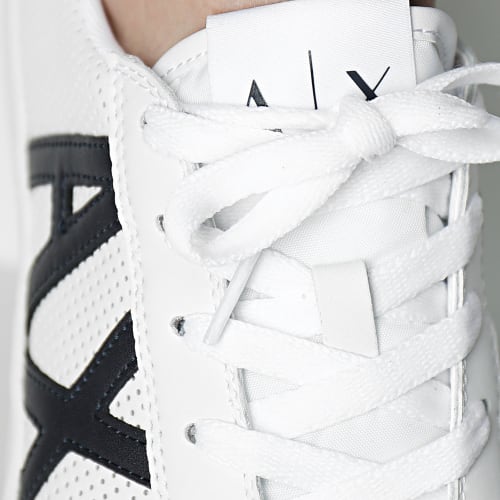 Baskets XUX016-XCC60 White Navy Red