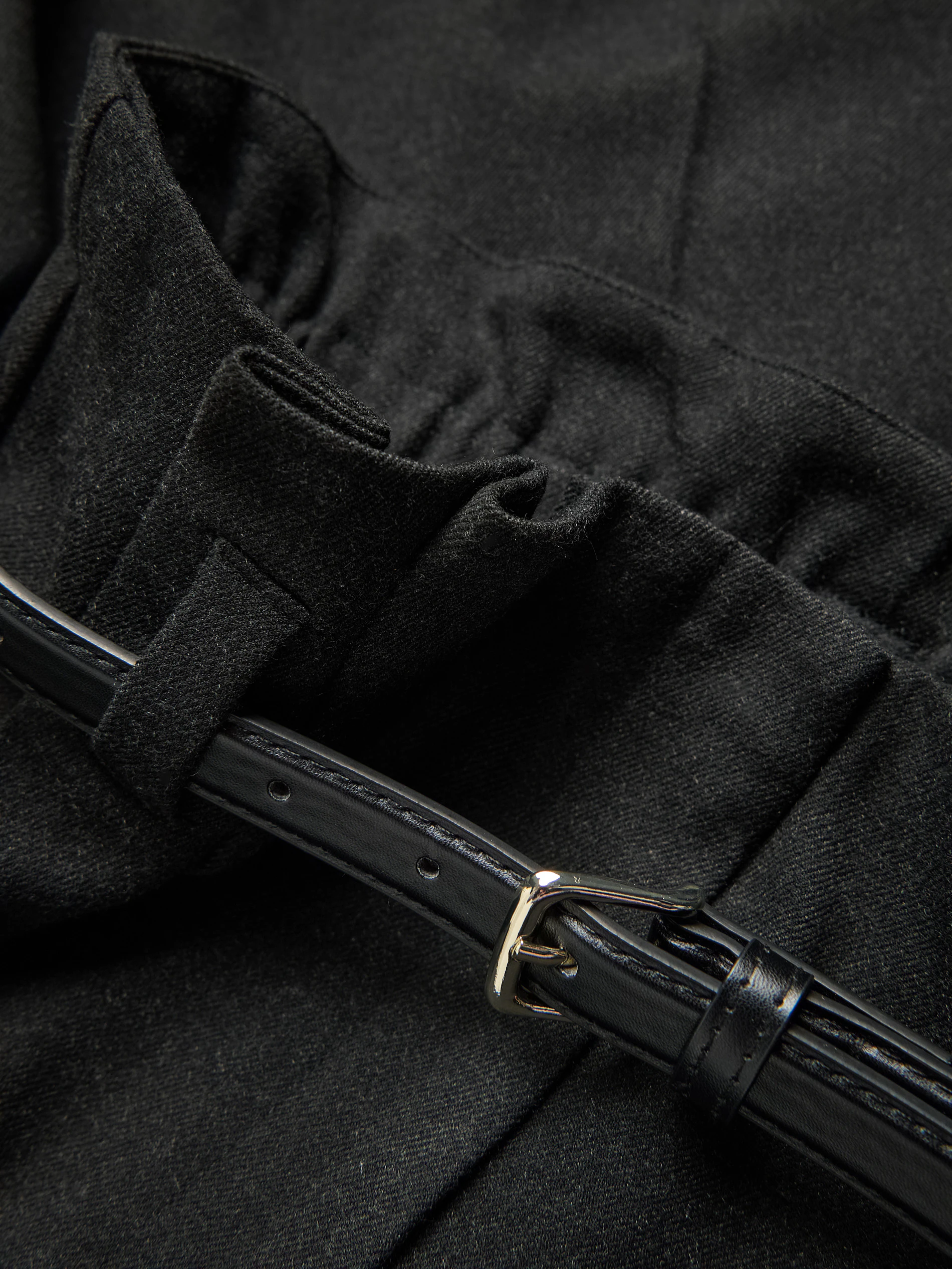 Hose mit Gürtel