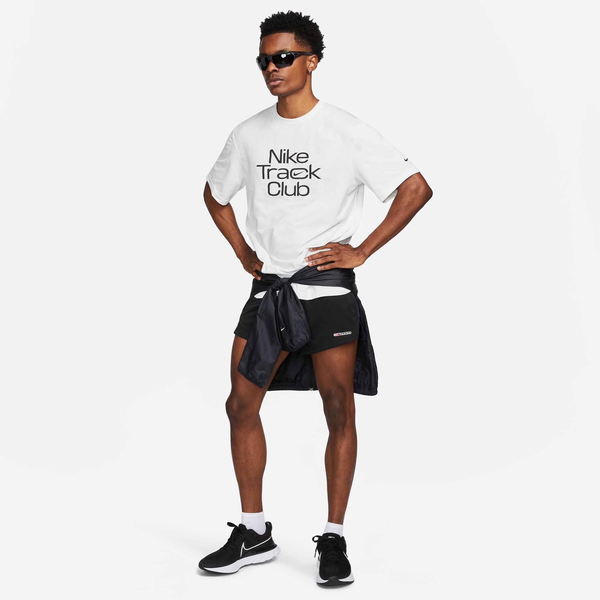 Dri-Fit Track Club Running Tee Herre 121/Summit White/Black
