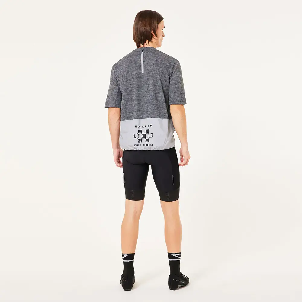 Oakley Off Grid Tech Gravel Fietsshirt Korte Mouwen Zwart Heren