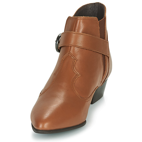 Betty London - LYDWINE - Cognac