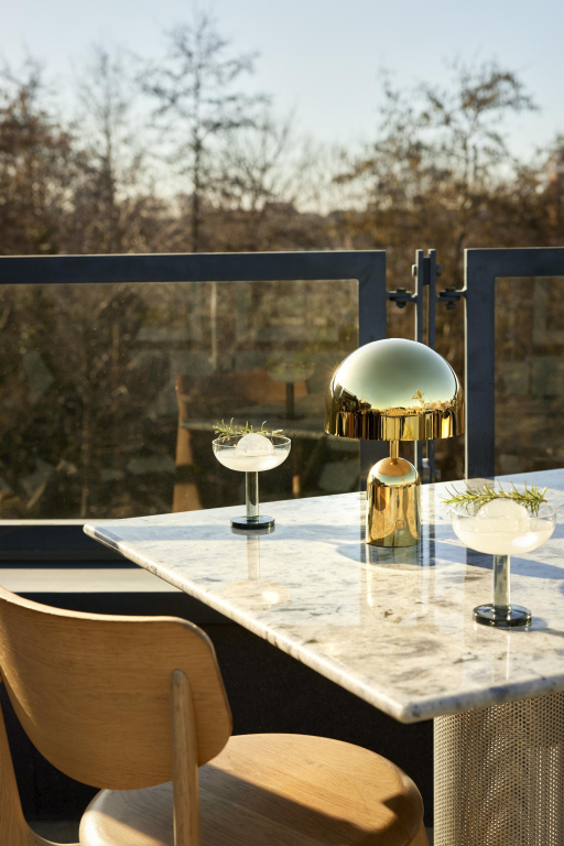 Tom Dixon Bell tafellamp LED oplaadbaar Fluro