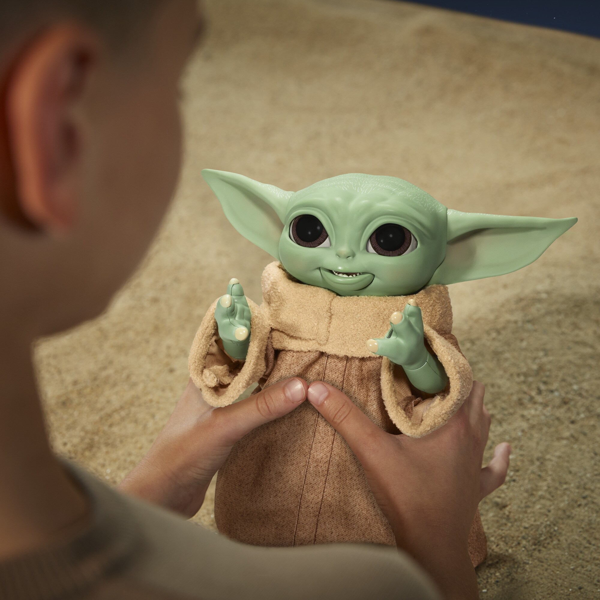 Hasbro Spielfigur Star Wars Galactic Snackin’ Grogu