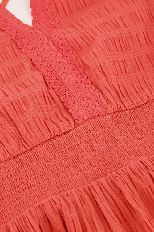 Koraal-roze jurk met V-hals en tapes