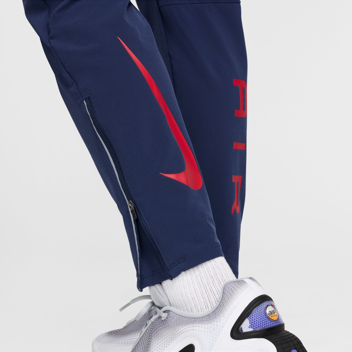 Nike Sportswear Air Trainingspak Full-Zip Woven Donkerblauw Beige Rood Zilver