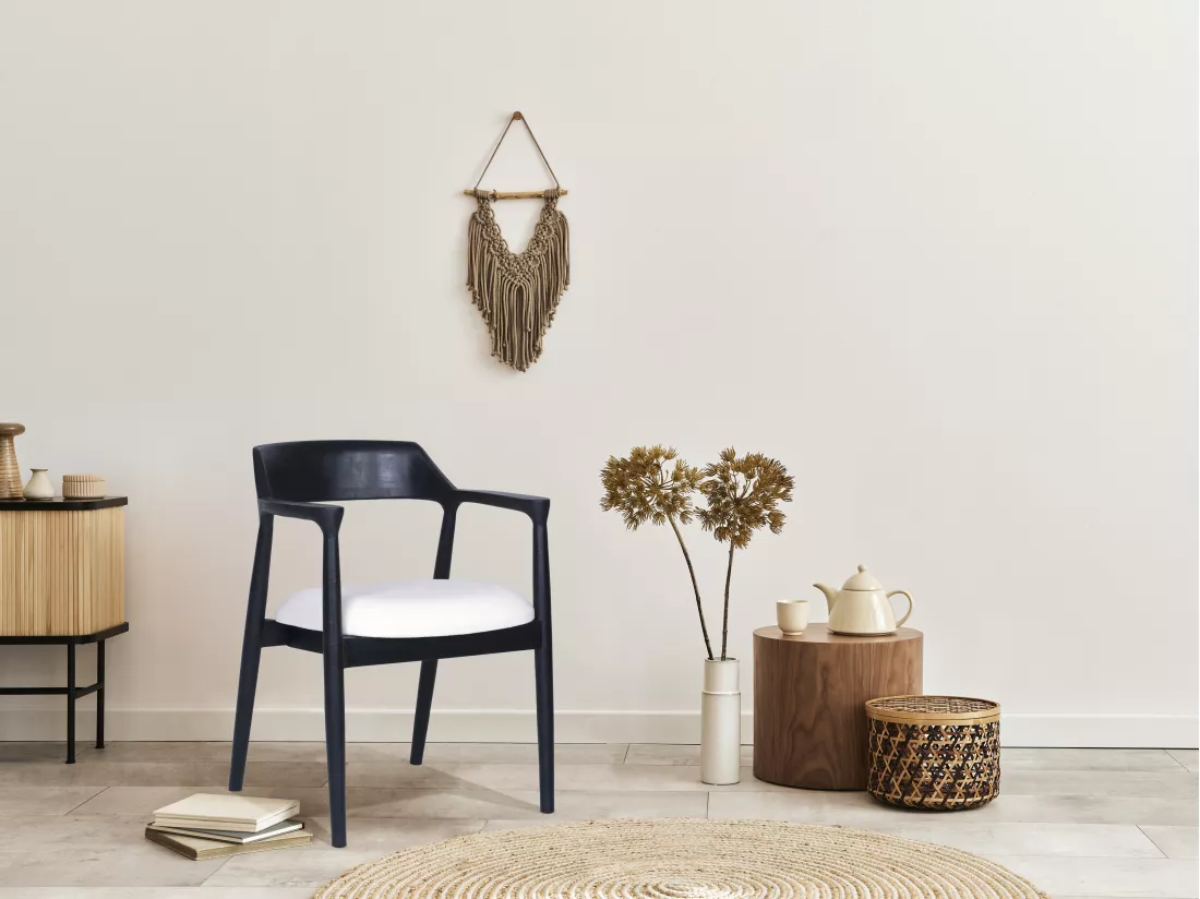 Lot de 2 chaises avec accoudoirs en teck et tissu bouclette - Noir et Blanc - SOUADY