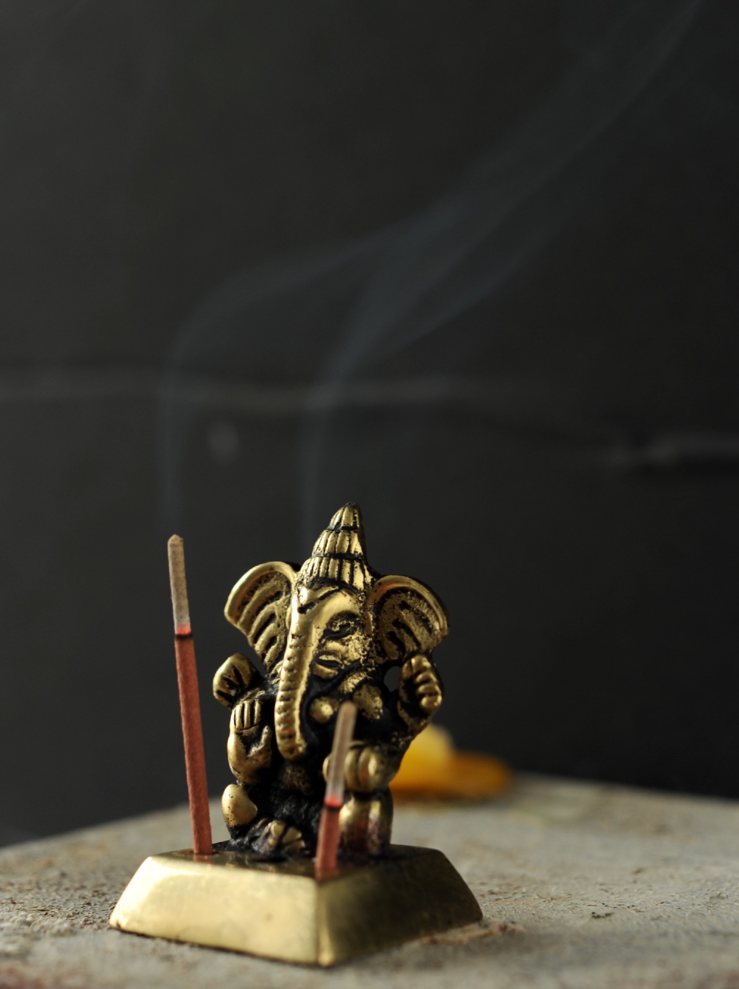 Räucherstäbchenhalter 'Ganesha' günstig bestellen