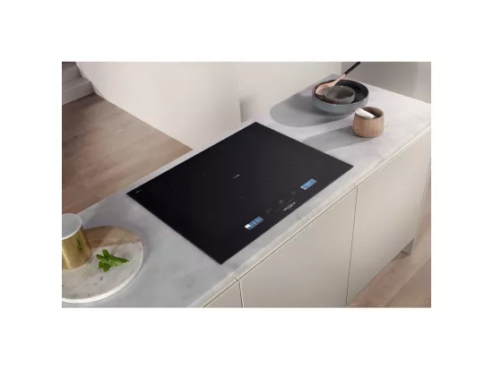 Whirlpool Table de cuisson induction 65cm 8 feux 7400w noir - smp658cneixl