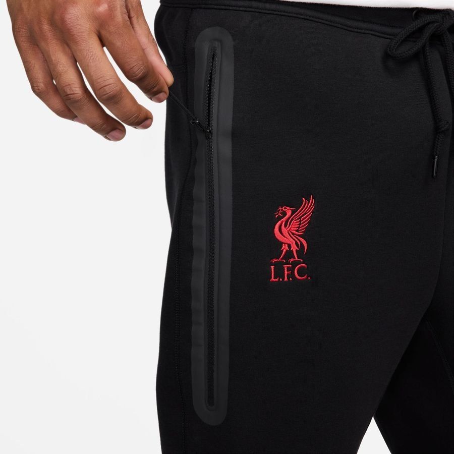 Liverpool Bas de Survêtement NSW Tech Fleece - Noir/Rouge