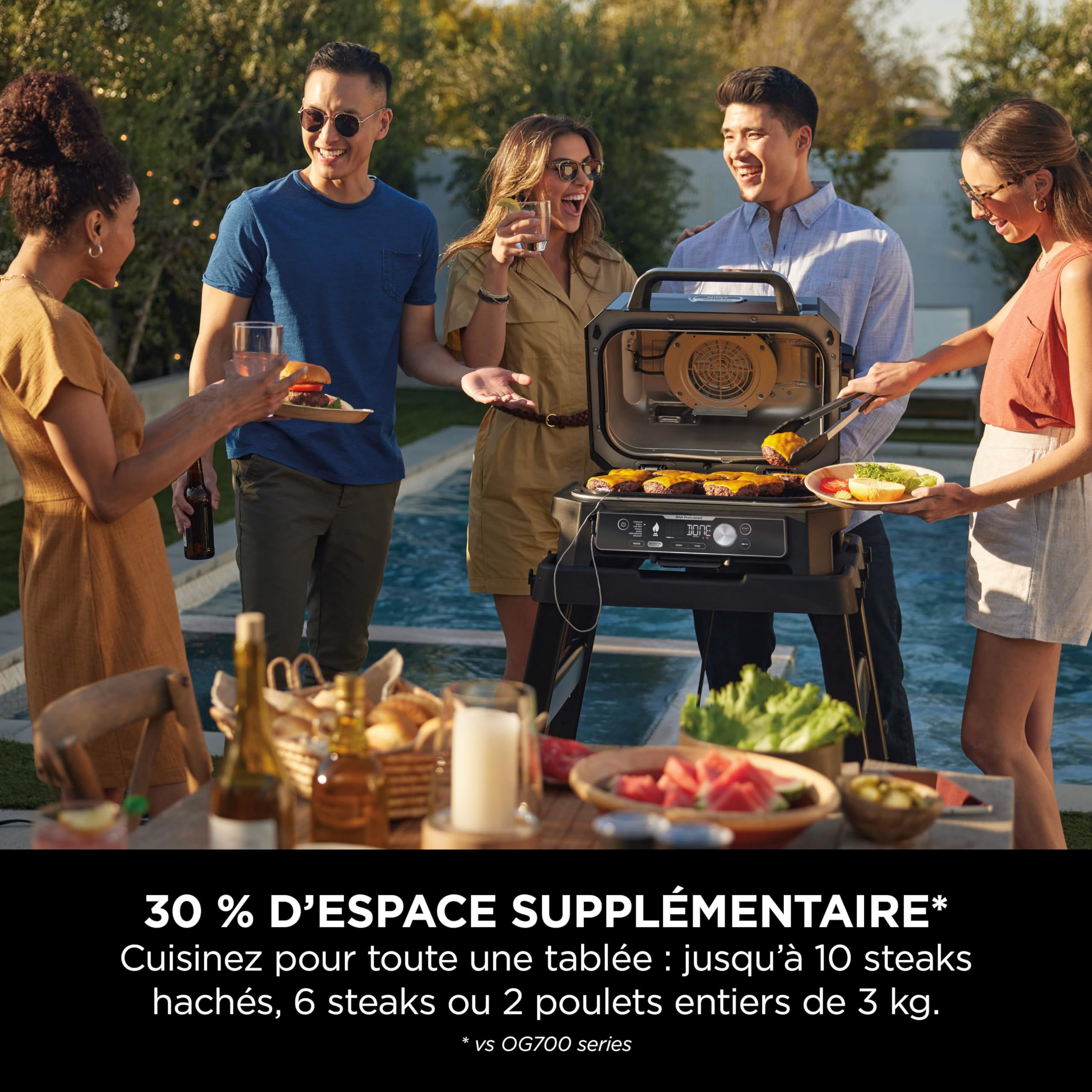 Ninja Woodfire Pro Connect XL Barbecue Électrique & Fumoir avec Contrôle d'Application, 2 Sondes, Grille, Housse, Revêtements & Brosse, Grill & Friteu