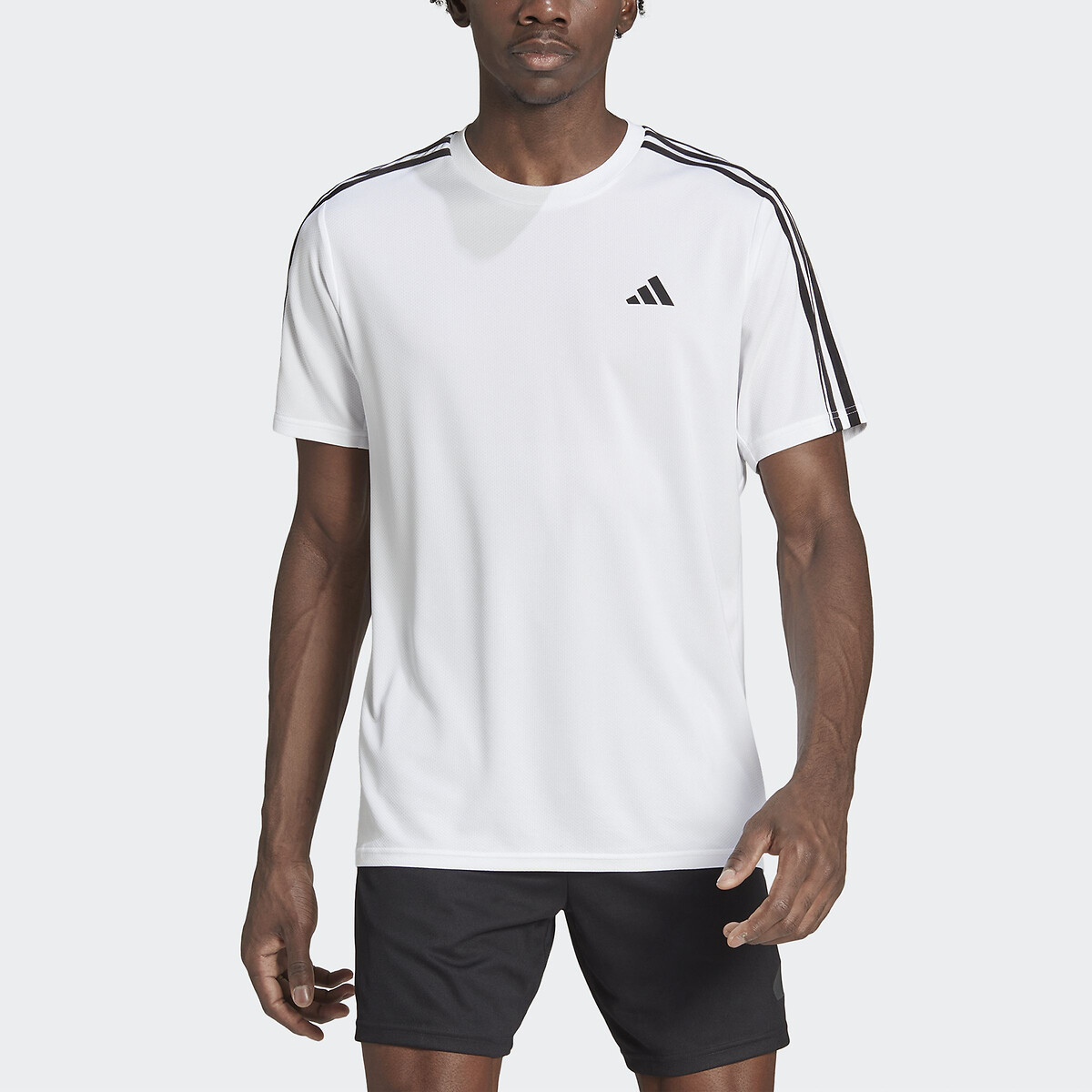 adidas Performance<br>Camiseta lisa, logotipo pequeno