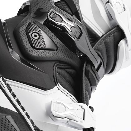 Bottes cross Gaerne SG22 2025 - Noir / Blanc