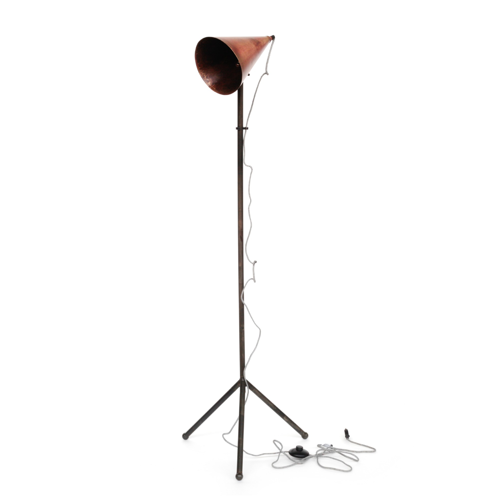 Leuchte 'Tinky', kupfer, T 35 cm, B 45 cm, H 152 cm von fischer's lagerhaus