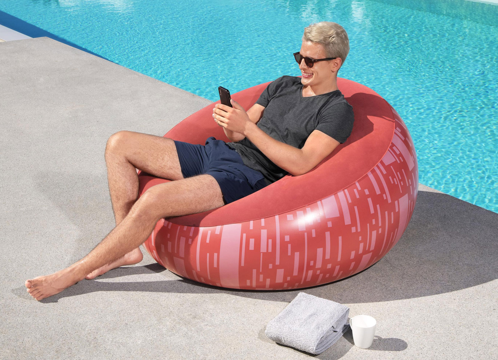 Bestway #75052 Aufblasbarer Sessel Inflate-a-chair Rot mit Print
