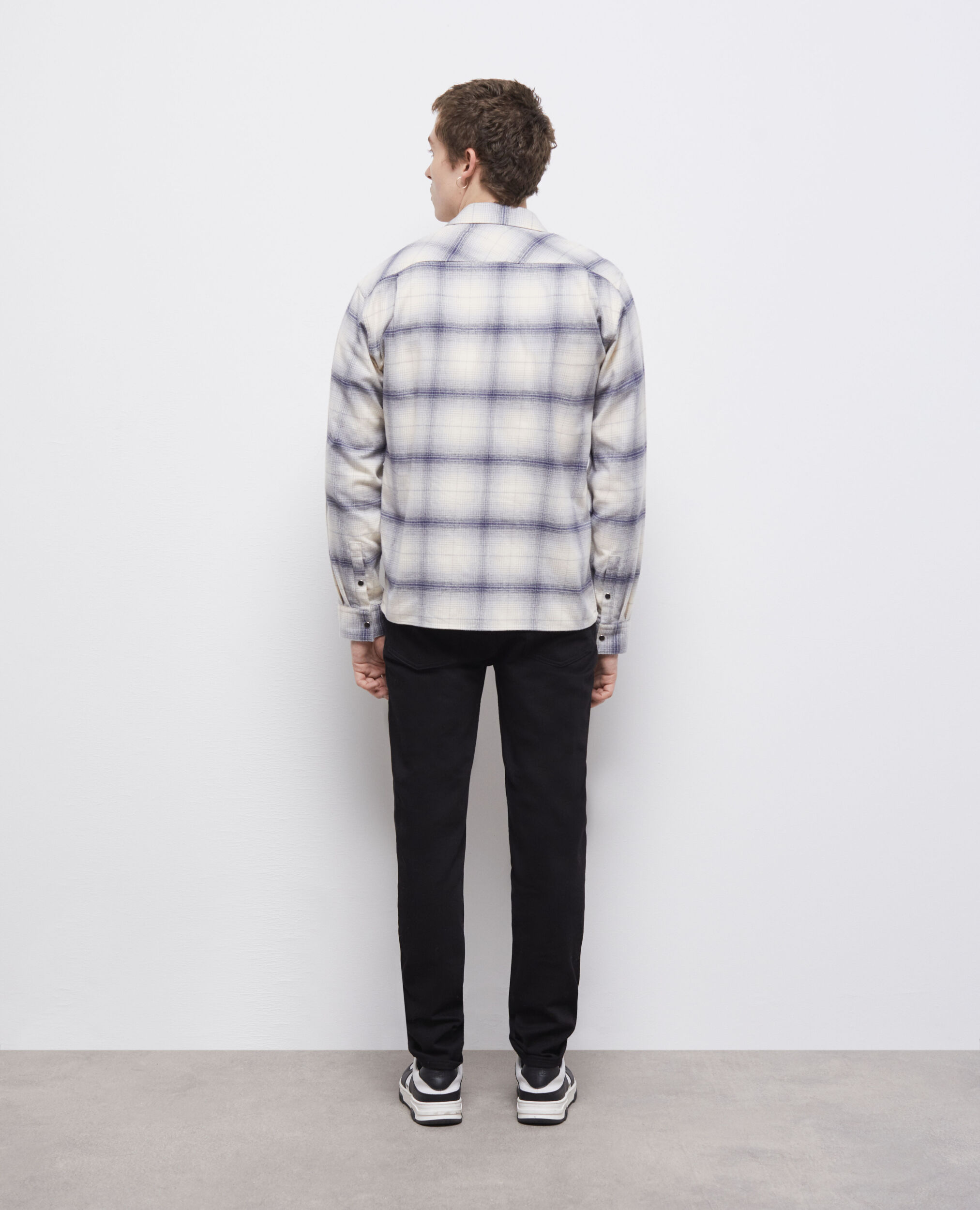 Chemise col classique à carreaux