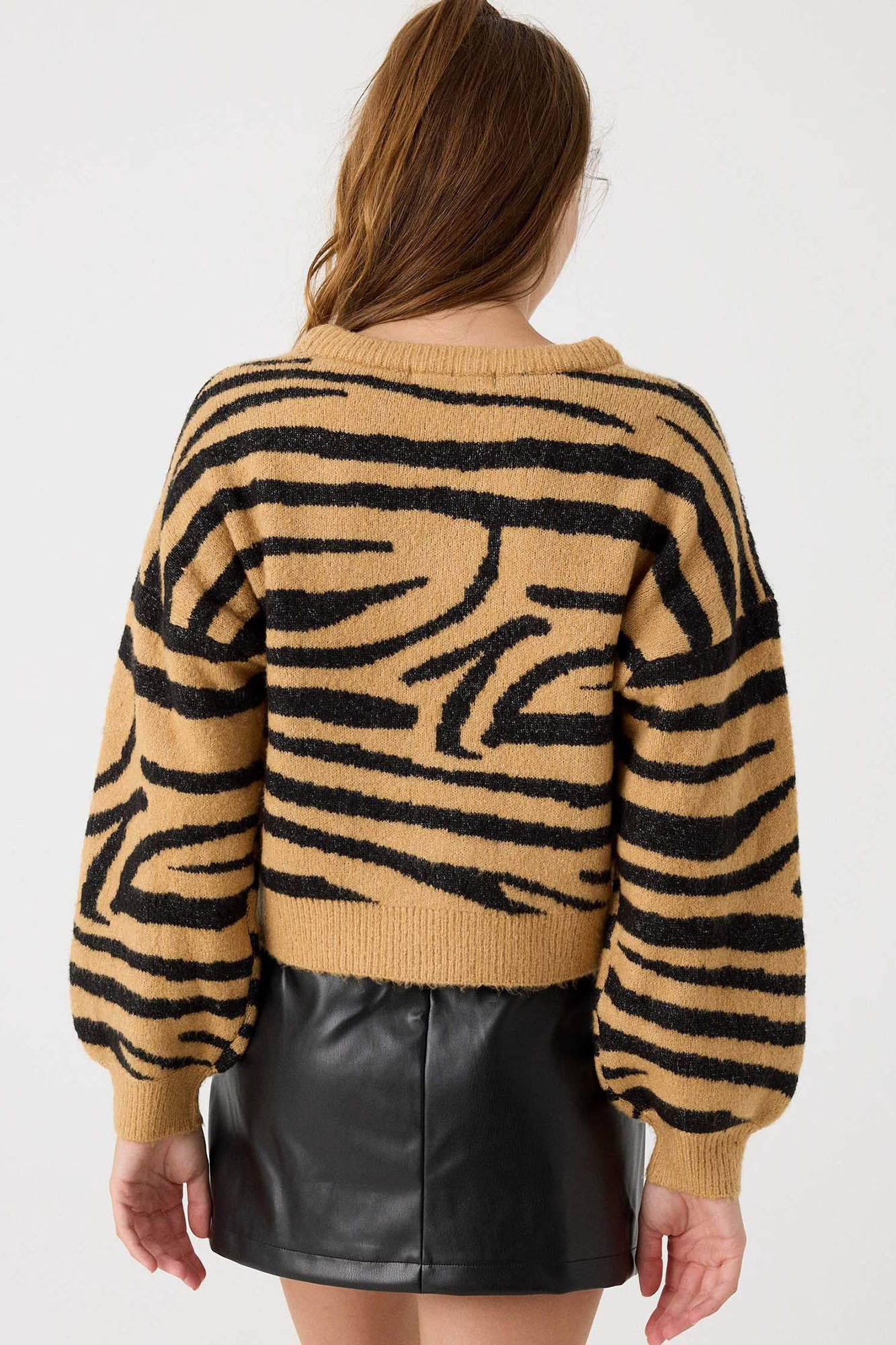 Suéter Jacquard de Gola Redonda