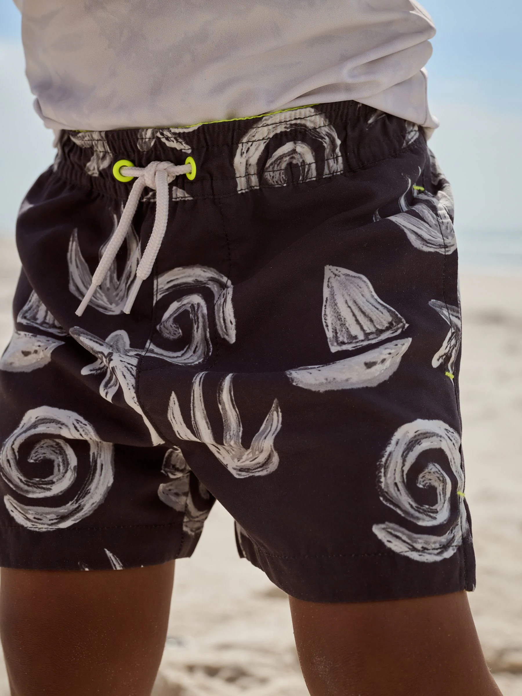 Zwart-wit tie-dye - Set van surfhemdje en shorts (3 mnd - 7 jr)