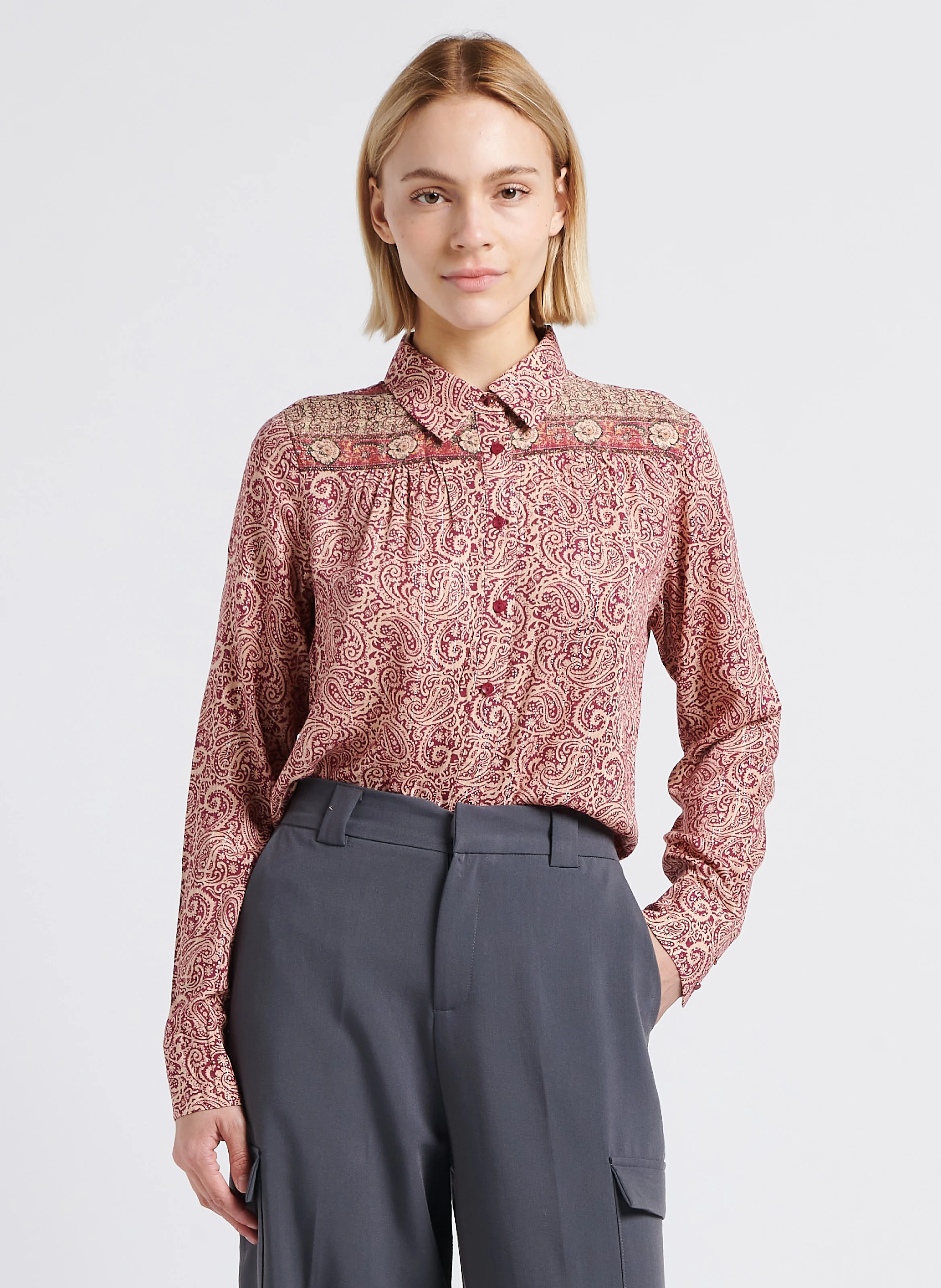 LOVINA - Chemise droite col classique | Rose