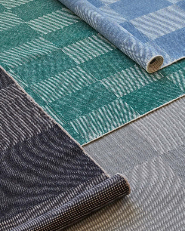 Hay Check vloerkleed 200x300 grijs