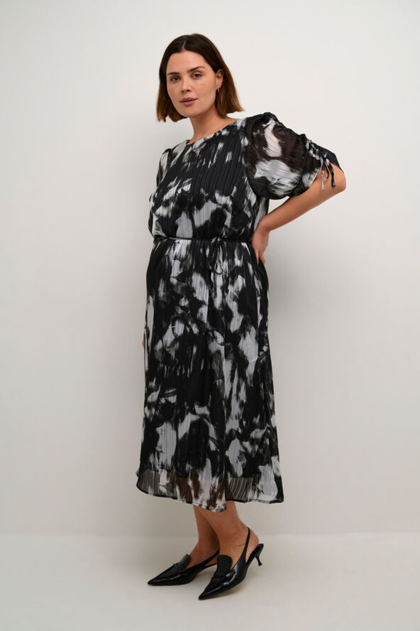 Kaffe Curve KCliva Midi Dress Black/grey blurry graphics