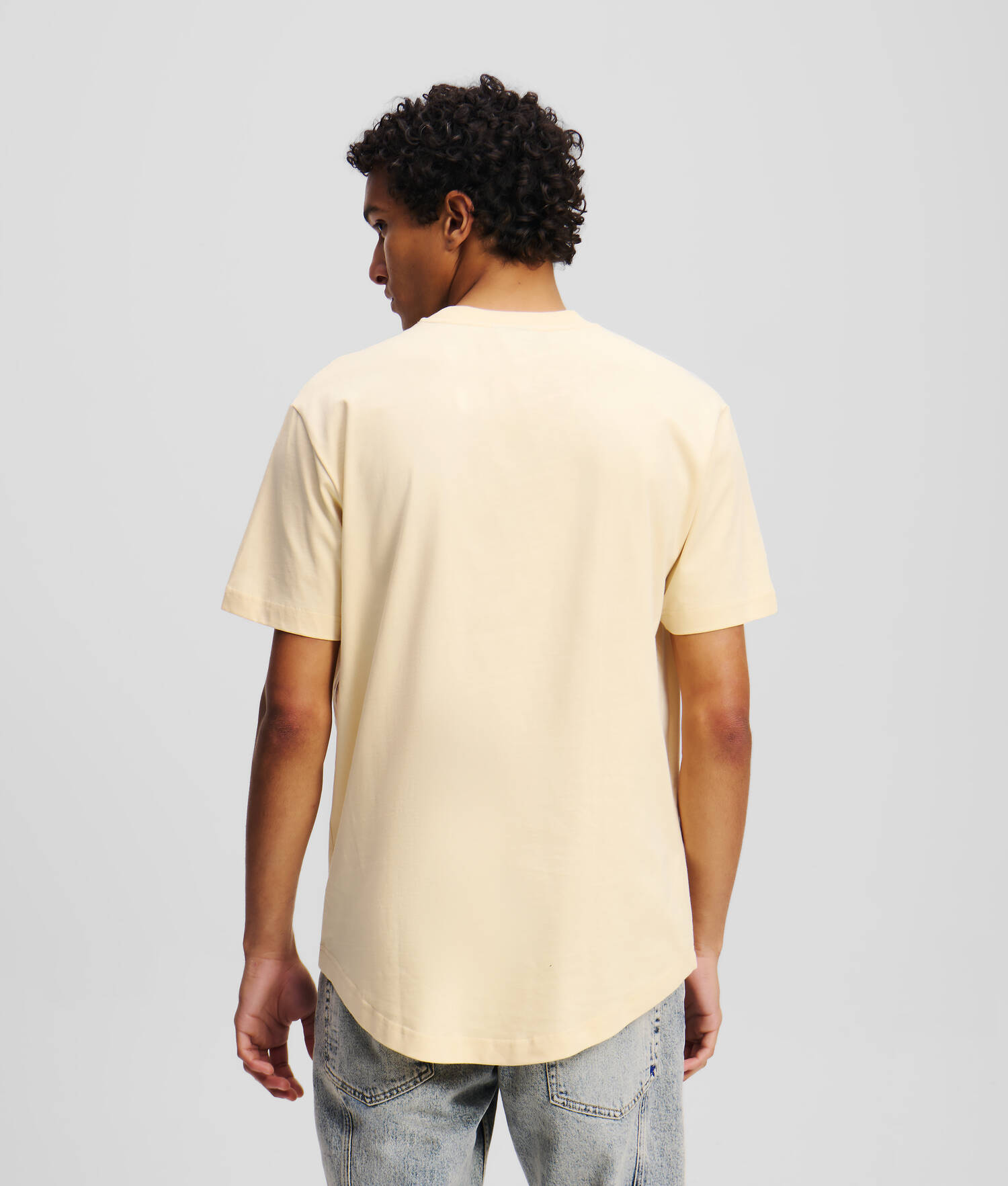 T-SHIRT À OURLET ARRONDI ET MONOGRAMME SHIBORI - Frêne de bois