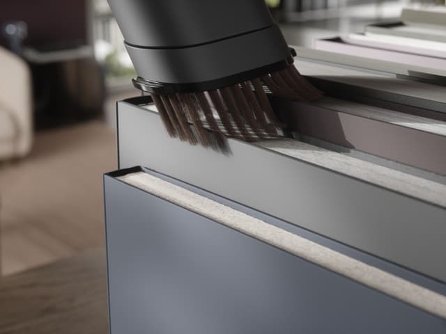 Electrolux 600 ledningsfri stangstøvsuger EP61CB21SN2 (urban grå)
