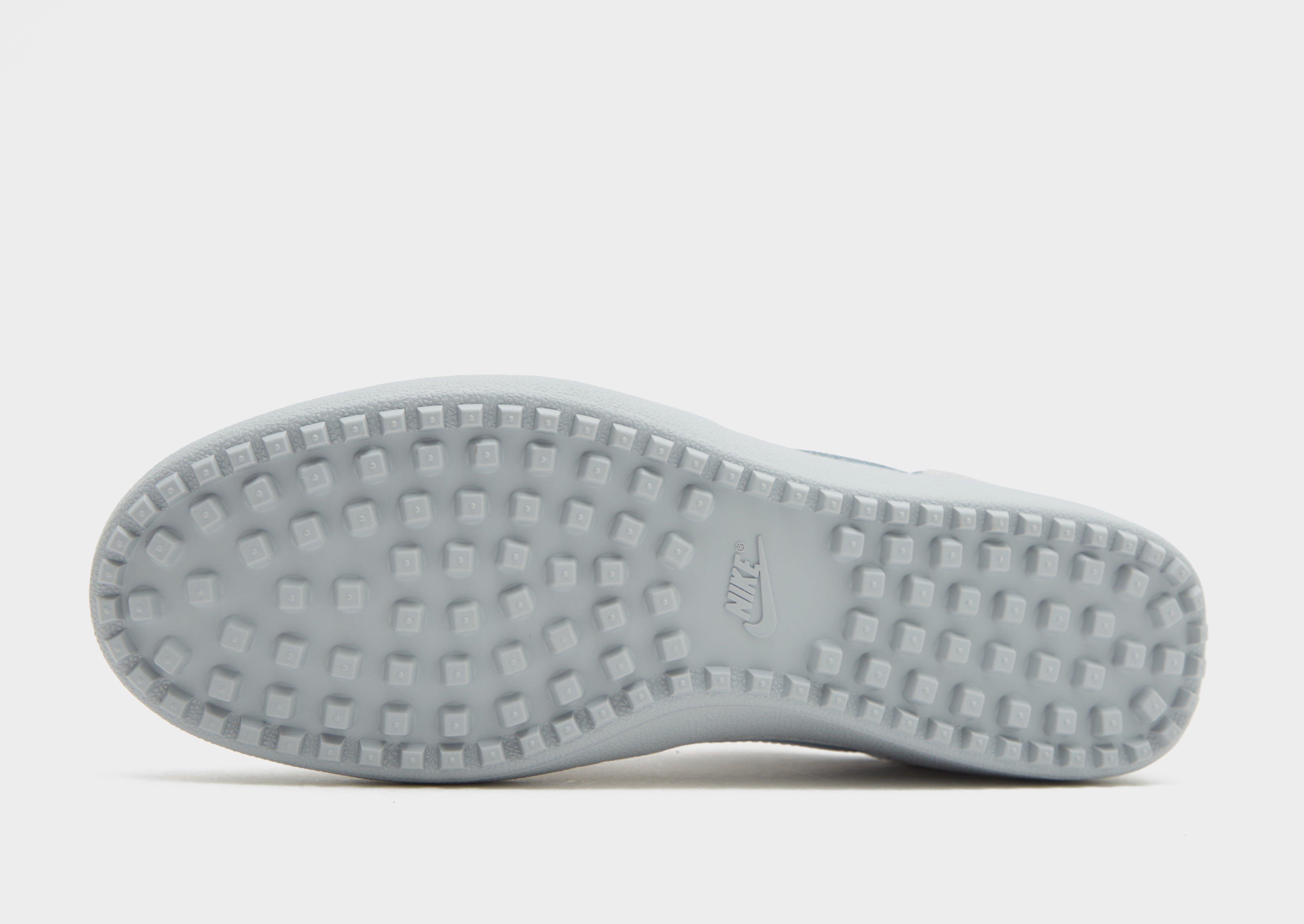 Nike Field General