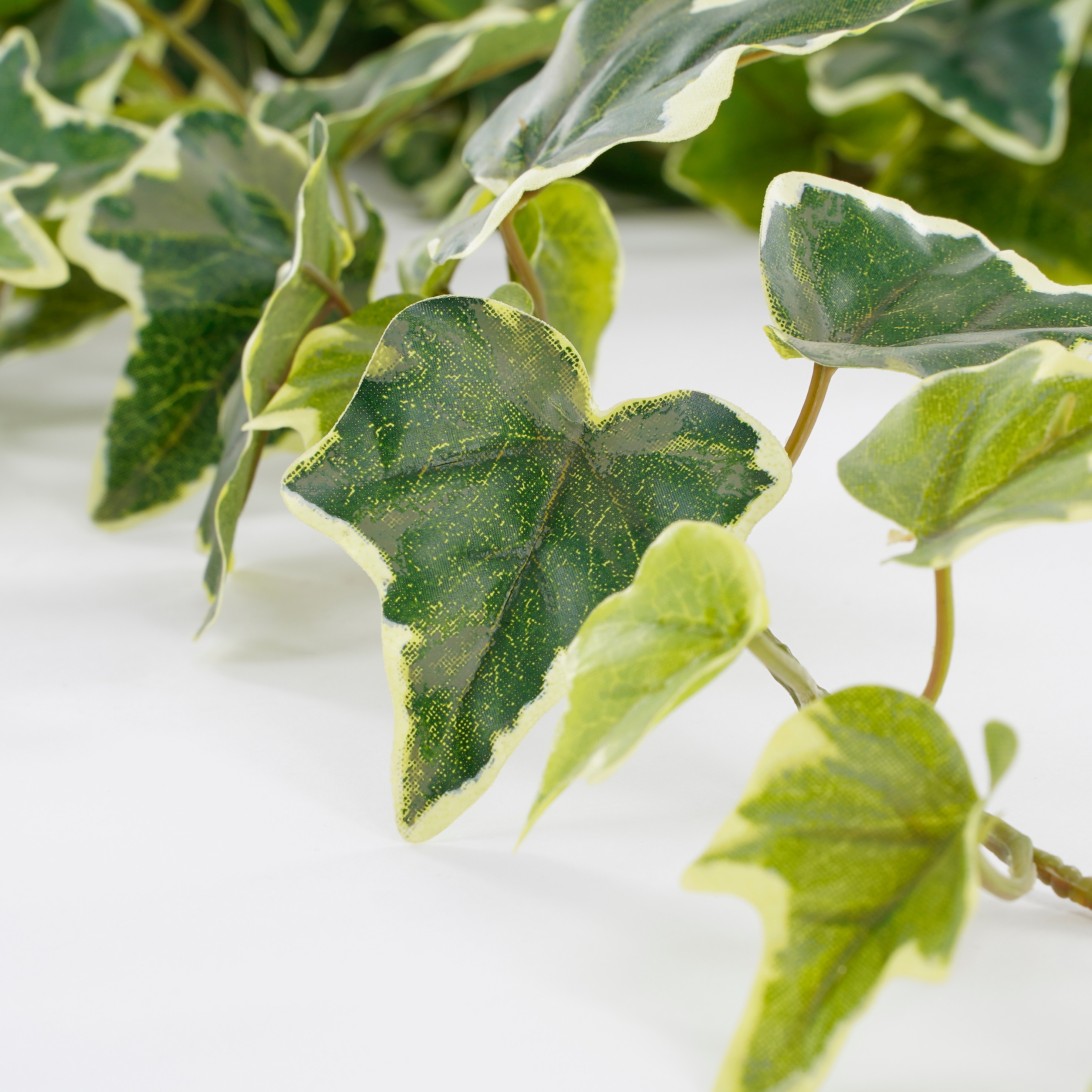 Mica decorations - hedera artificielle suspendu varié h86