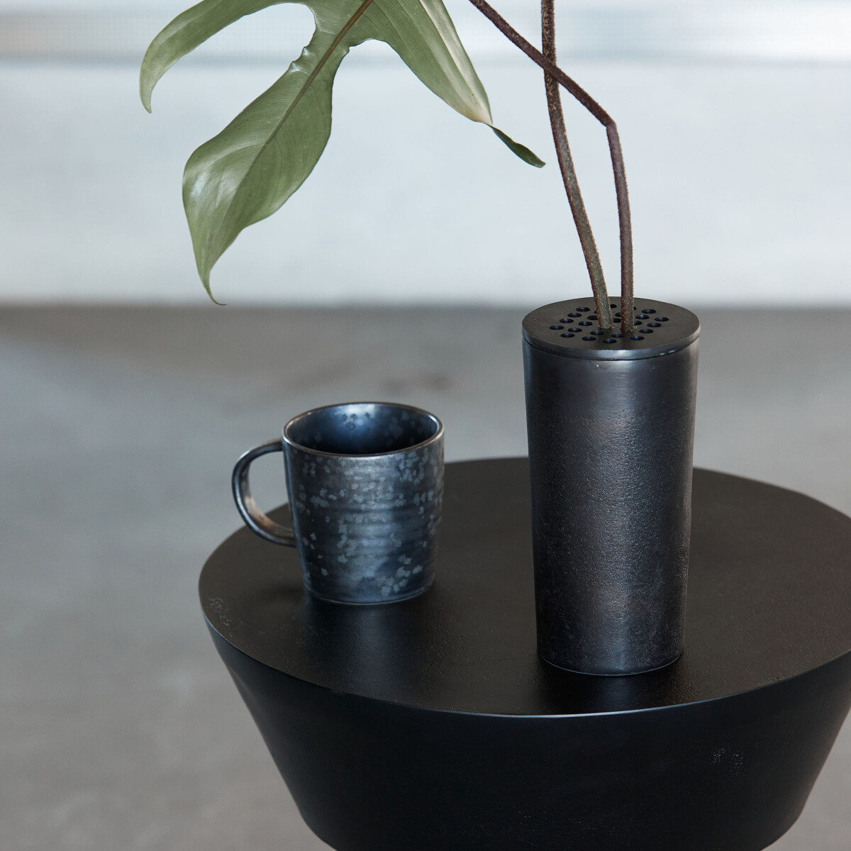 House Doctor - Vase - Flow - Metal - Bruneret Messing - 18 CM