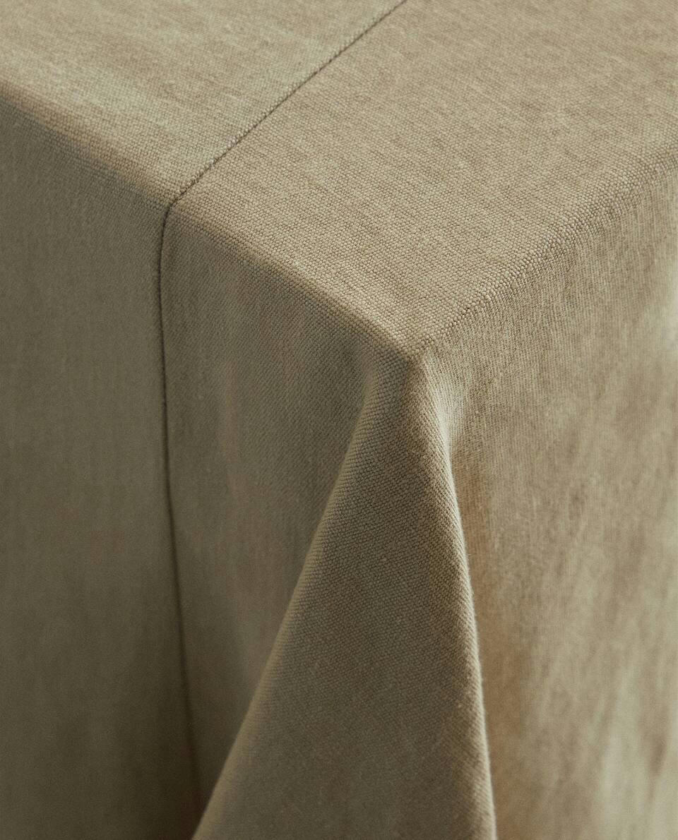 TOALHA DE MESA 01