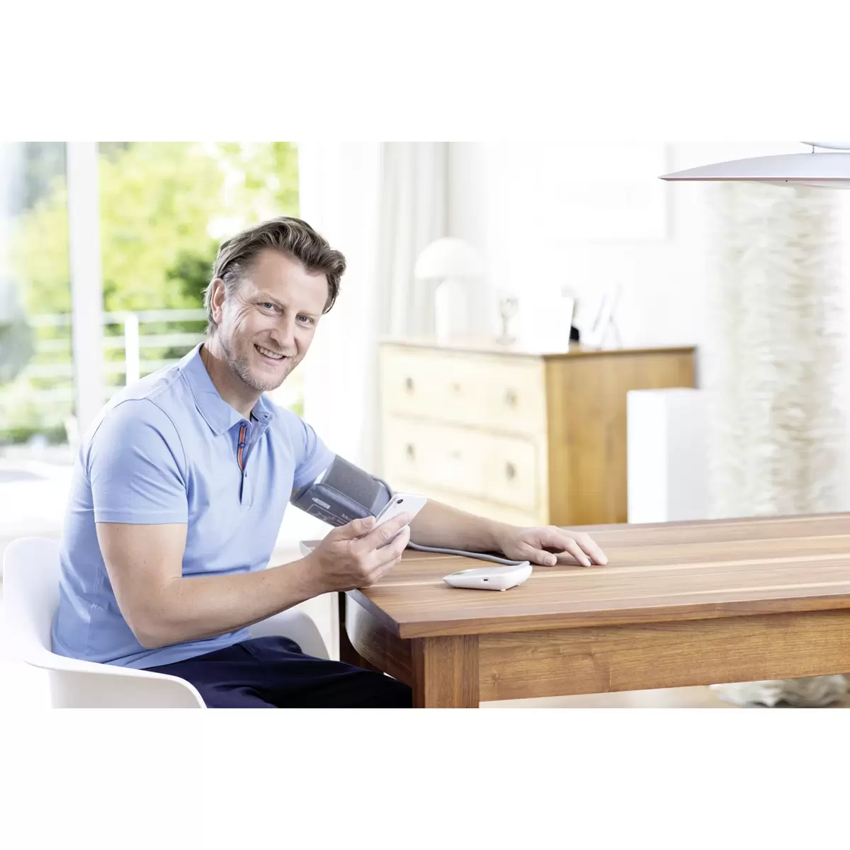 Blutdruckmessgerät Oberarm BU570W Connect weiss