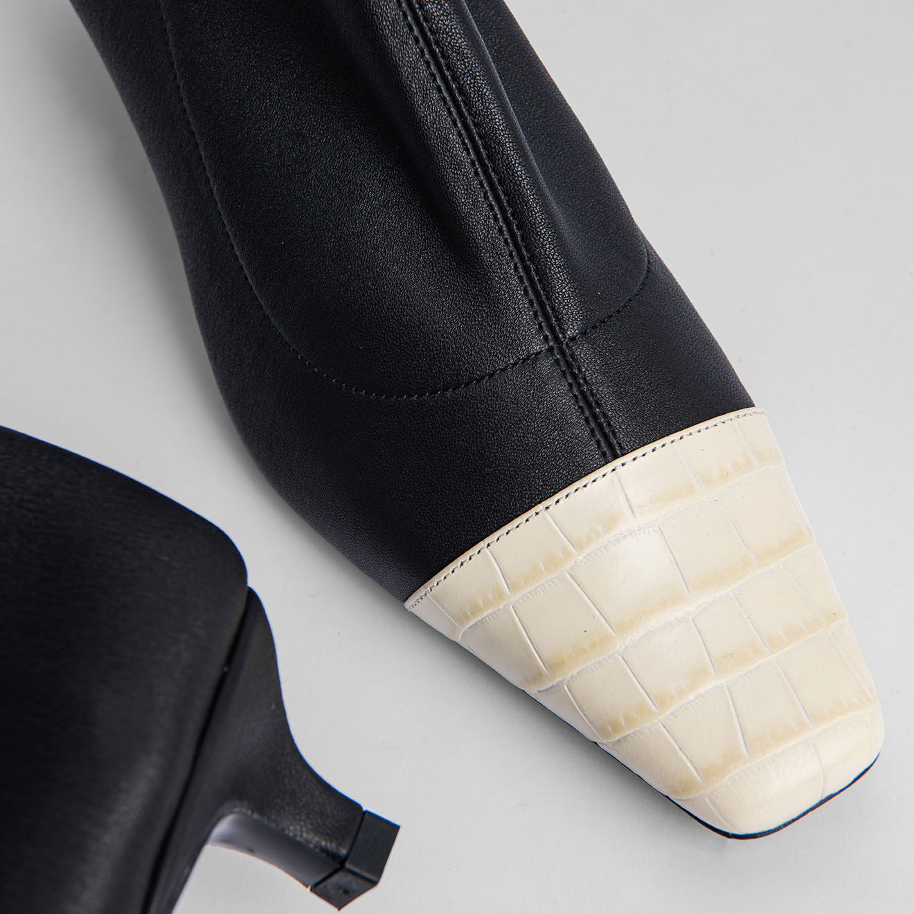 By Far Bottines en Cuir Karl noires - Talon 5 cm