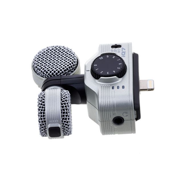 Zoom iQ7