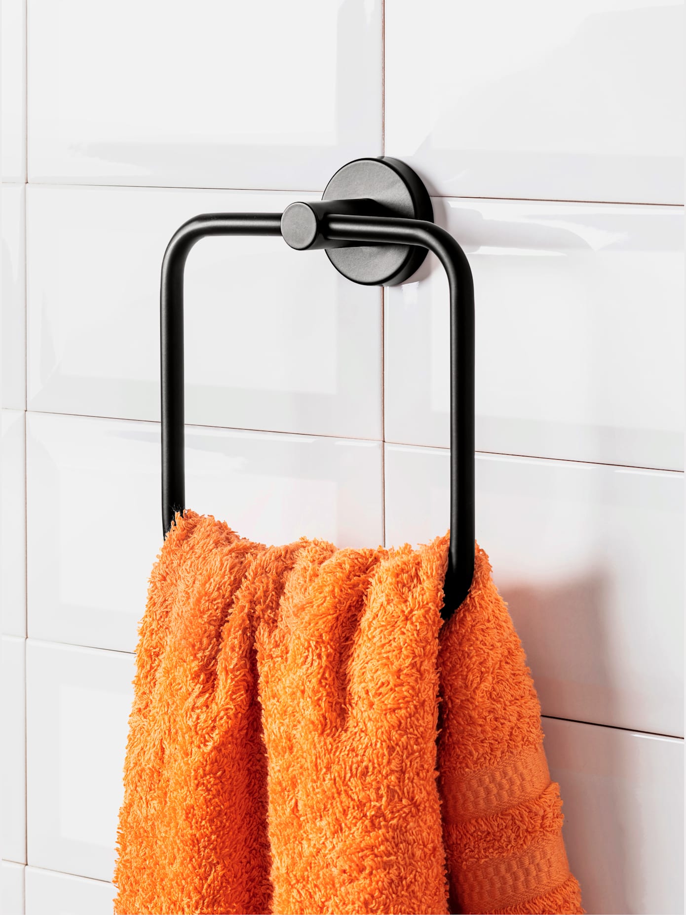 Porte-serviettes réalisé en inox mat