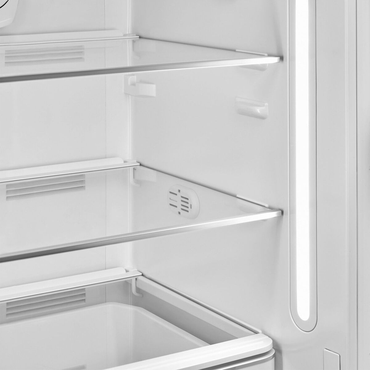 Smeg FAB28RDBLM6 Kjøleskap Med Fryserom 153cm Høyrehengt Matt svart