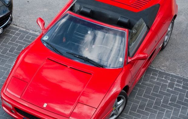 Ferrari selber fahren in Bad Zwischenahn als Geschenk|mydays