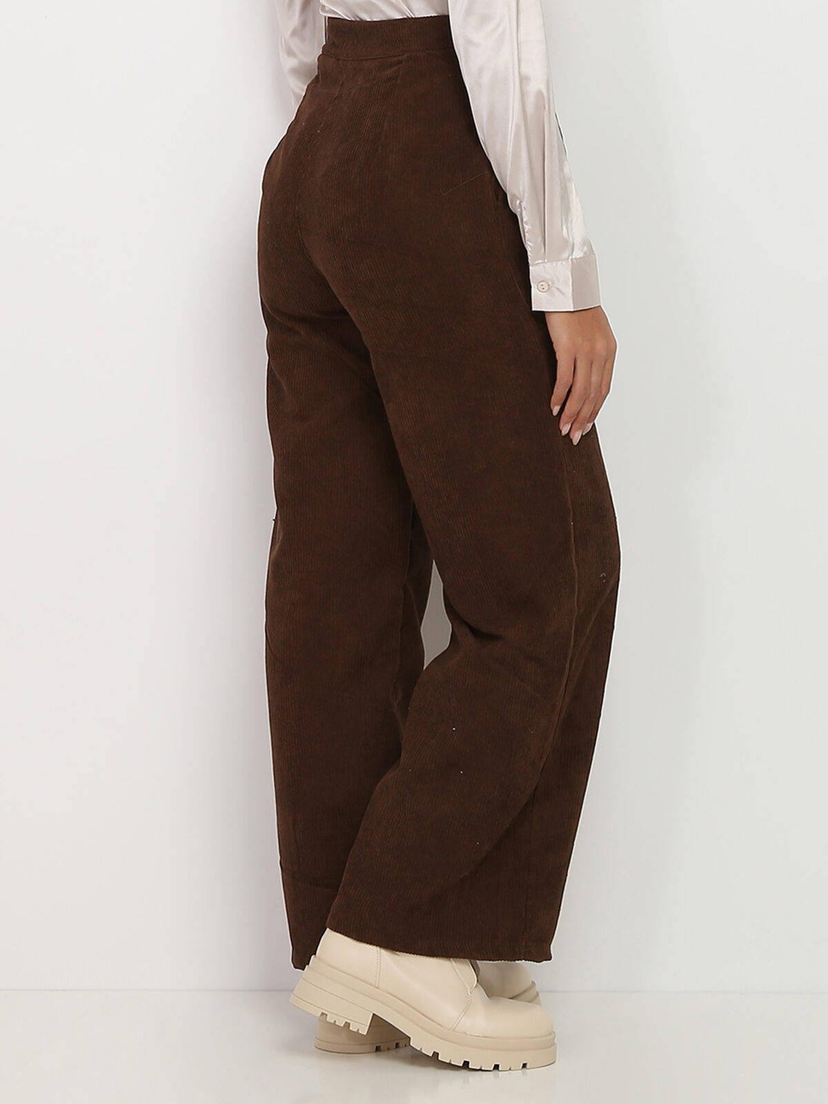 Pantalon large en velours côtelé- Marron