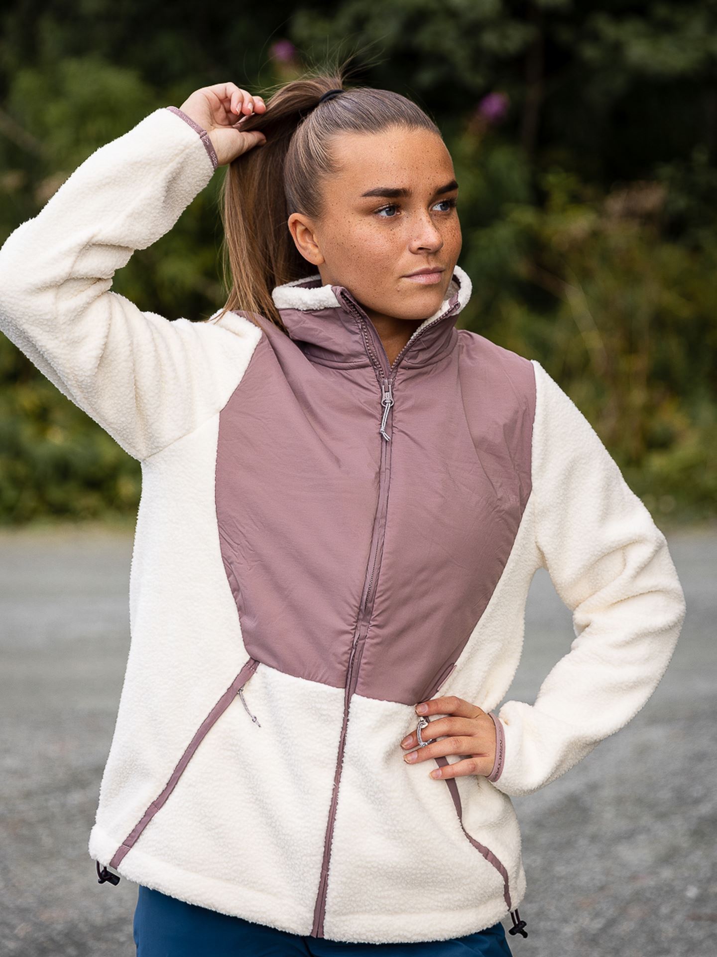 Røthe Windbreaker