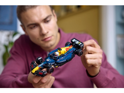 LEGO Oracle Red Bull Racing RB20 F1® racewagen (77243)