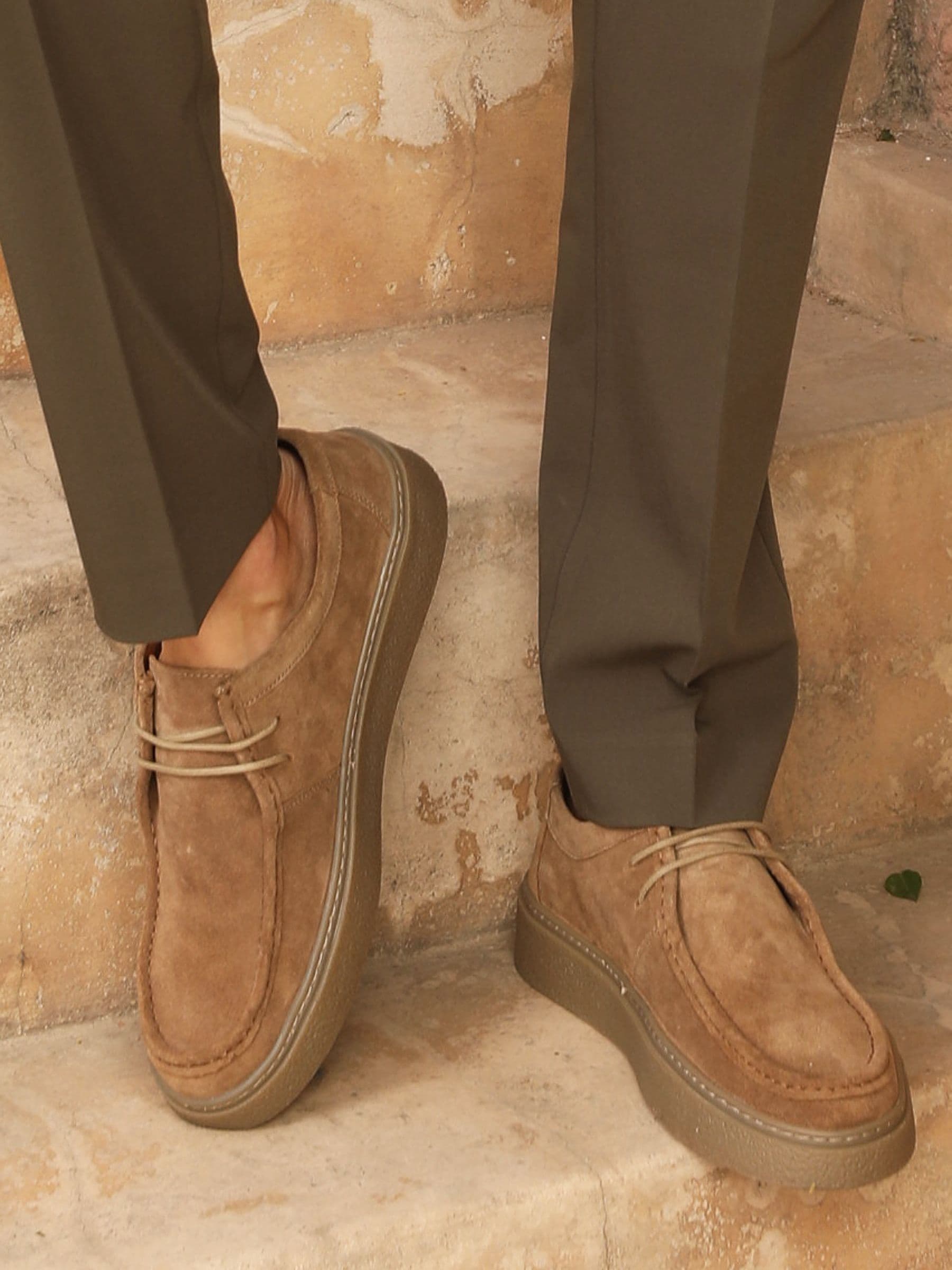 Bruin - Off The Hook Els Suede Leather Casual Lace-Up Boat Shoes