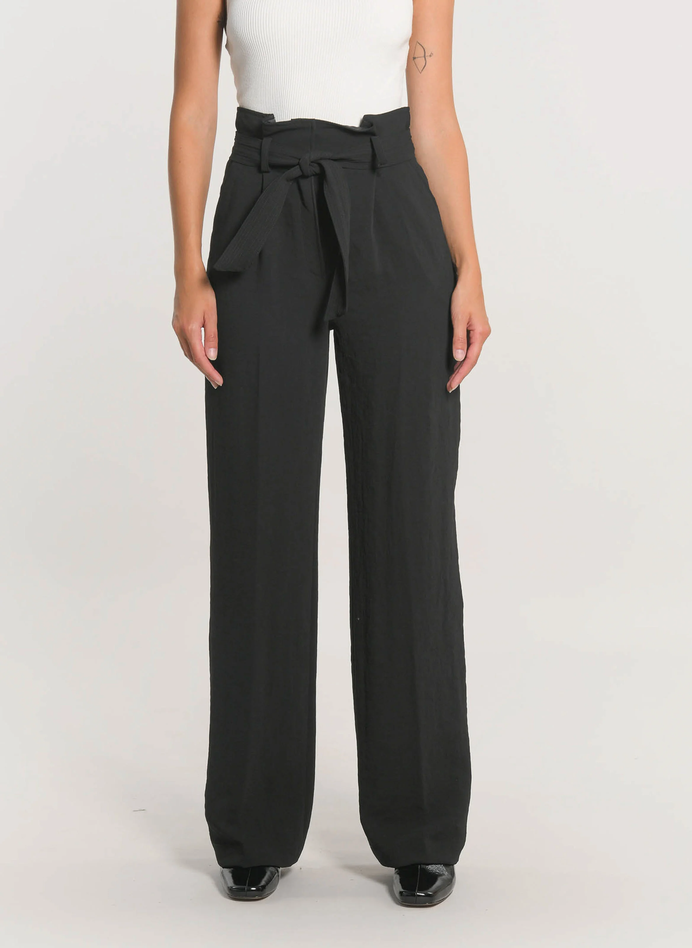 MIKA - Pantalon droit taille haute | Noir