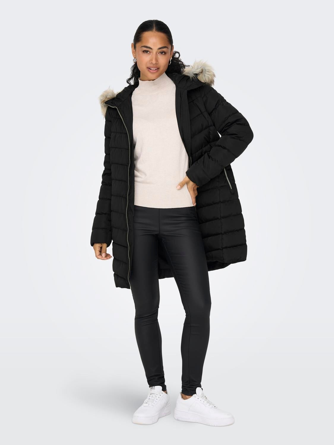 ONLNEWELLAN Steppmantel Black