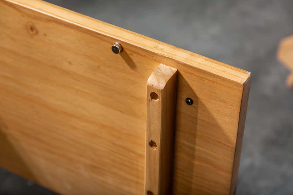 Massives TV-Lowboard THOR 200cm recyceltes Pinienholz im Industrial Design