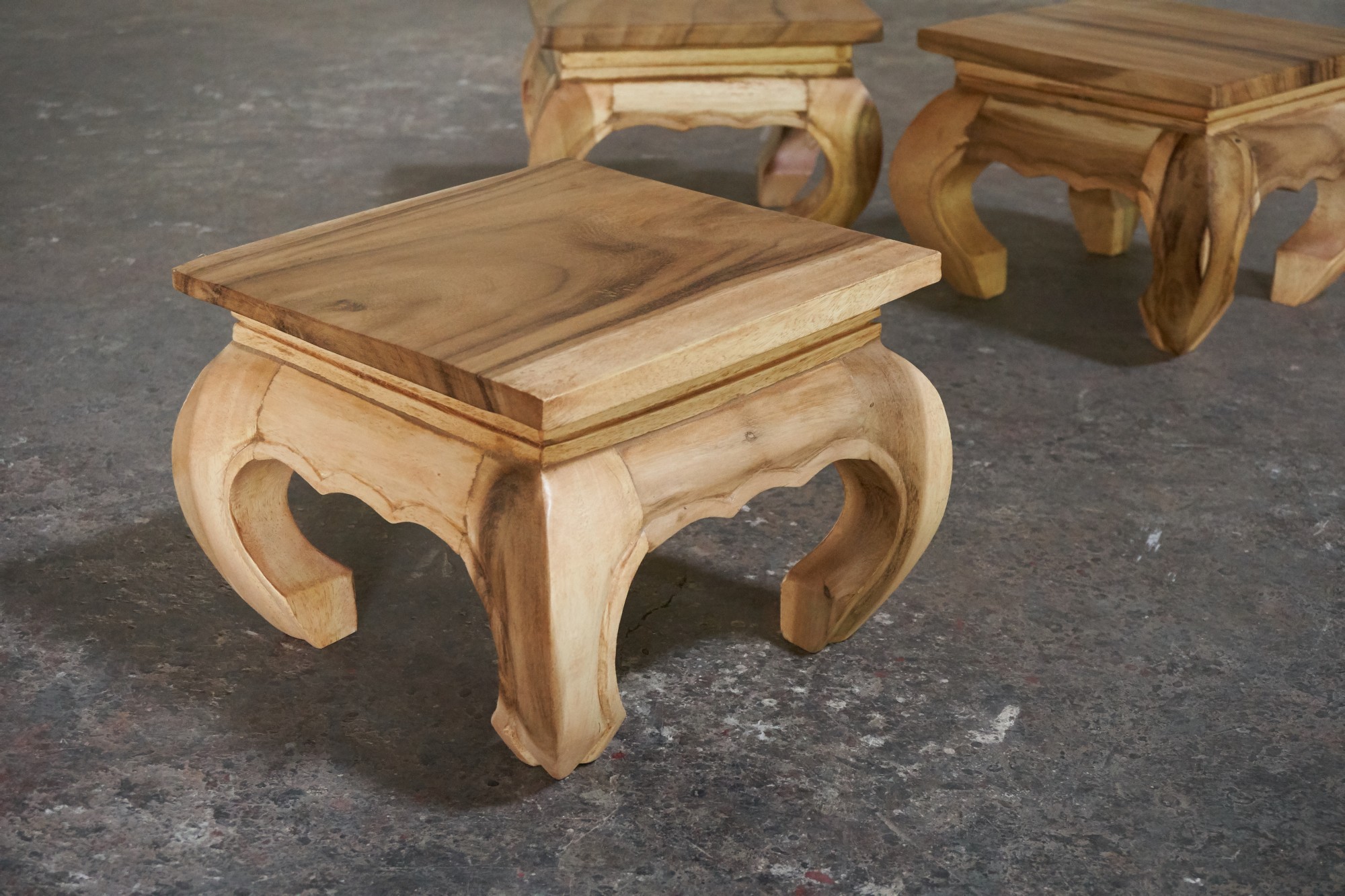 Opiumtisch aus Akazie, natur, T 30 cm, B 30 cm, H 23 cm von fischer's lagerhaus