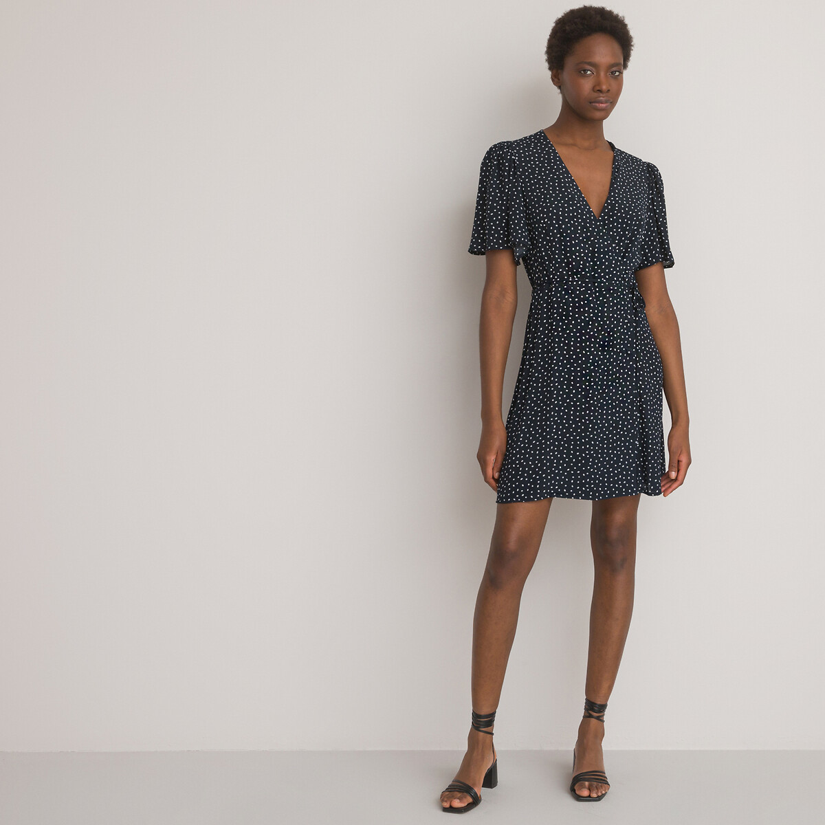 LA REDOUTE COLLECTIONS<br>Vestido envelope com mangas curtas e estampa de poá