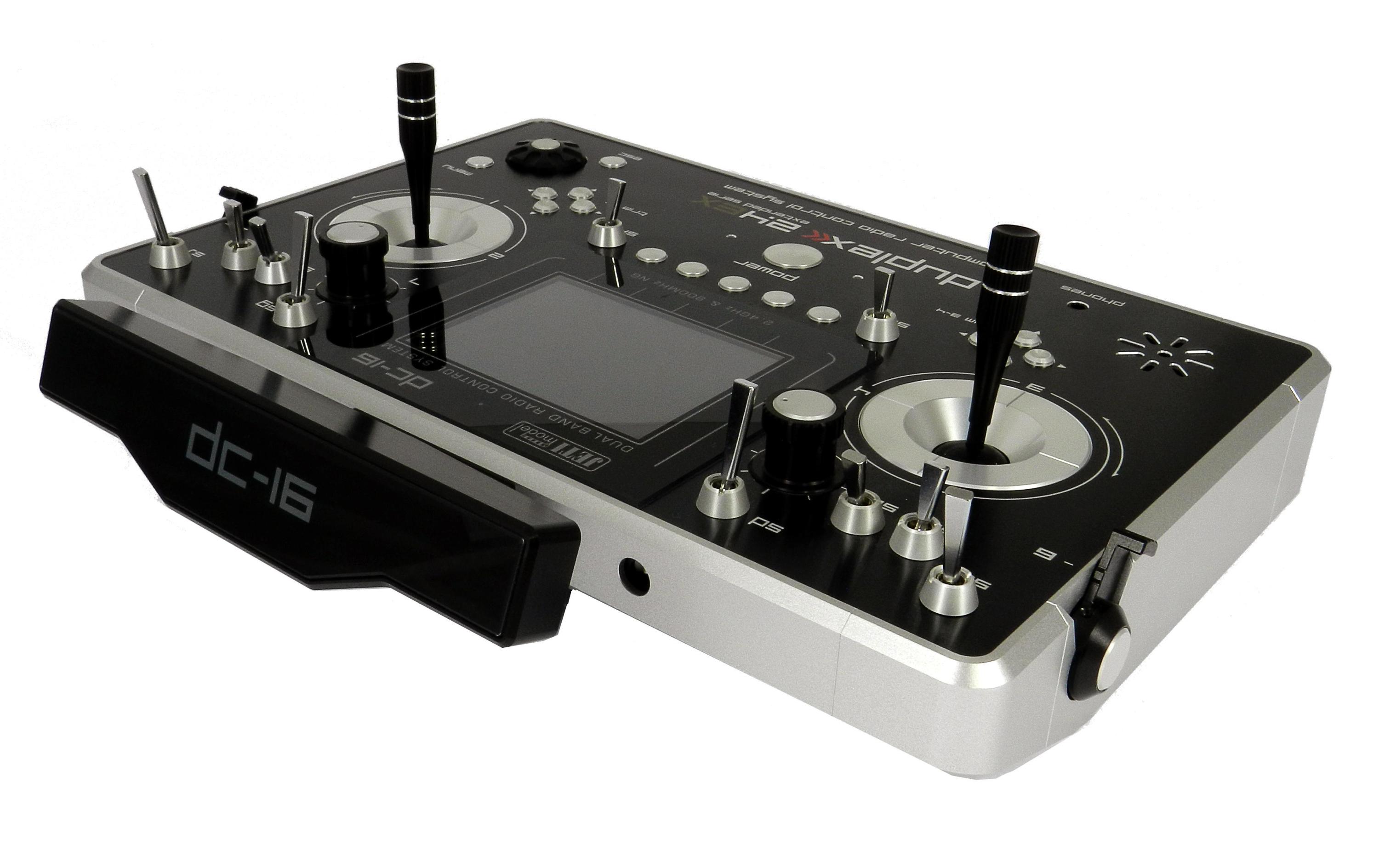 Fernsteuerung DC-16 II Silber Duplex EX<br>Professioneller 24-Kanal Pultsender