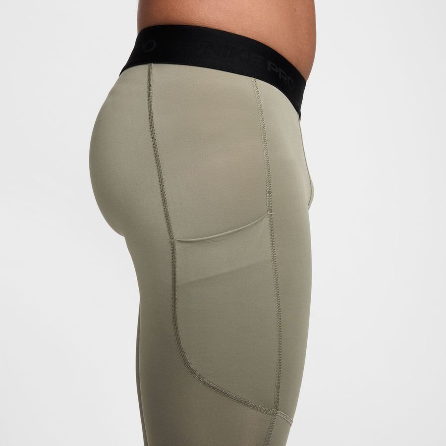 Nike Pro